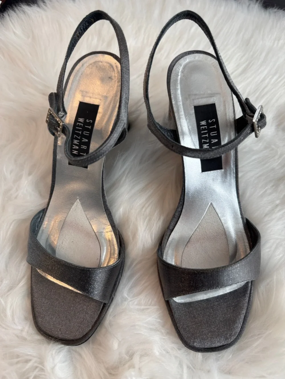 Stuart Weitzman “Glosensation” Pewter Matte Lame Wedge Sandals size 9 - Picture 3 of 15
